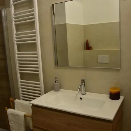 Campana Free Private Parking * Турин